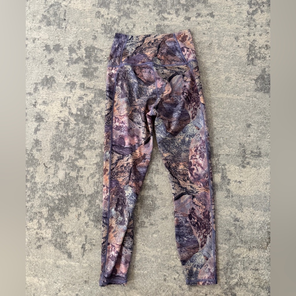 Stylish Women’s Printed Leggings